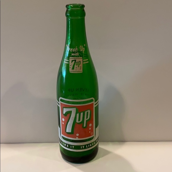 7up Other - 1963 7up soda bottle